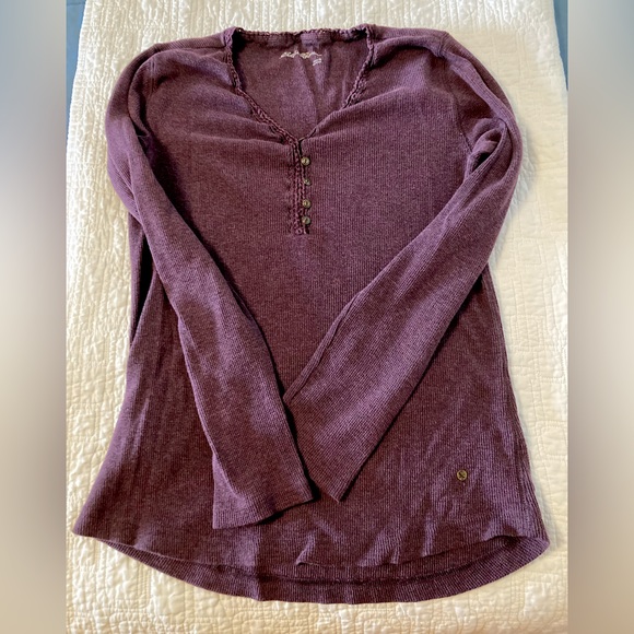 Women’s pretty plum colored Eddie Bauer long sleeve shirt. - Picture 1 of 6